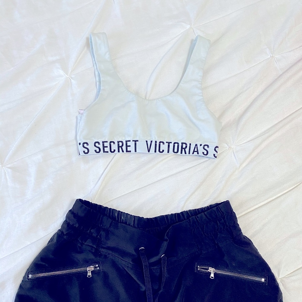 Super cute PINK sports bra
